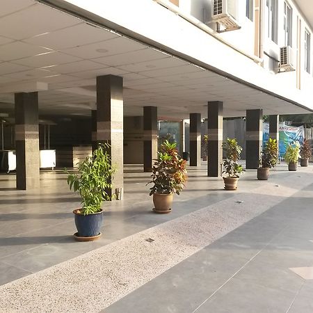 Tomato Hotel Лангкави Экстерьер фото