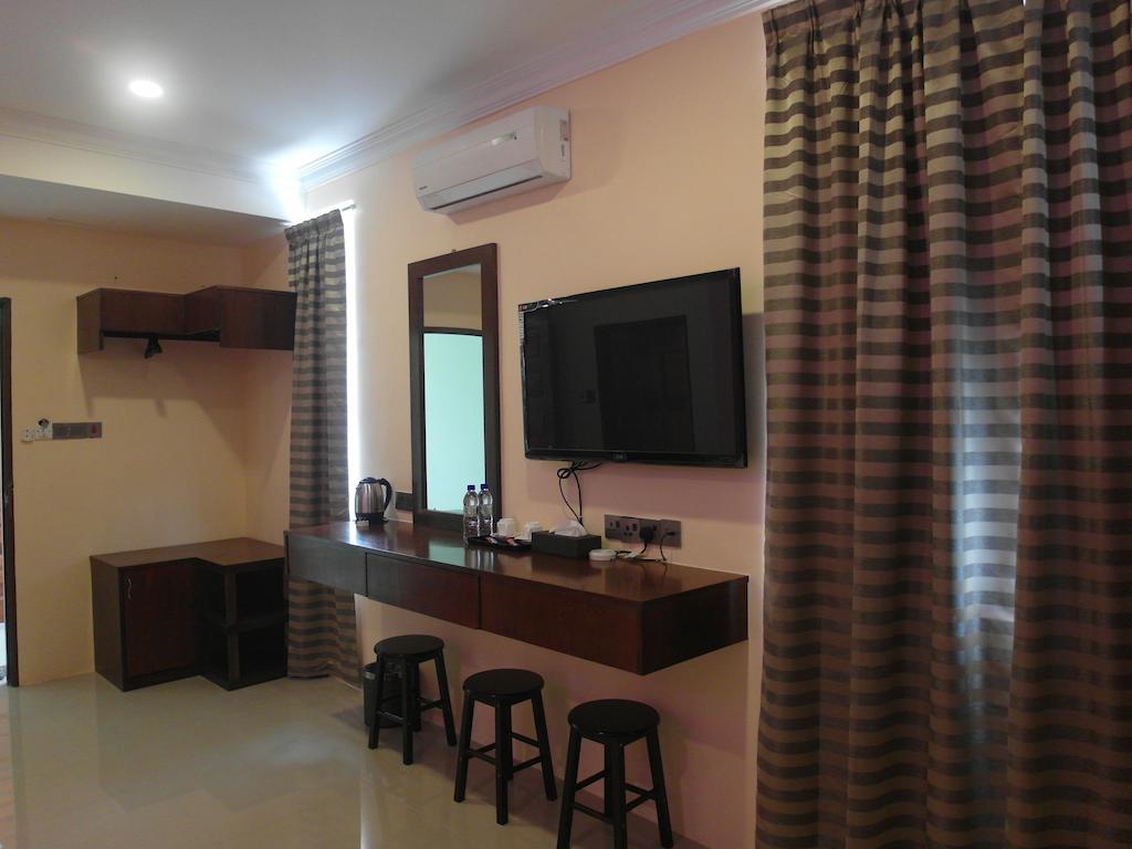 Tomato Hotel Лангкави Экстерьер фото
